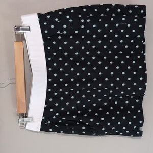 NWOT Belyn Key Black and White Athletic Golf Tennis Skort Berry Print